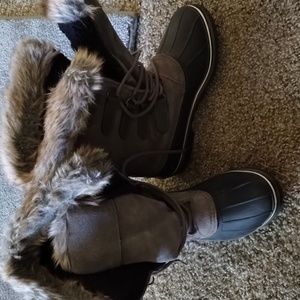 Northside thinsulated water proof boots women's size 8 suede upper